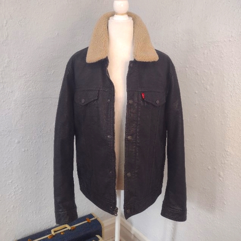 Levi's Trucker Jacket Vegan Leather Sherpa Collar Medium